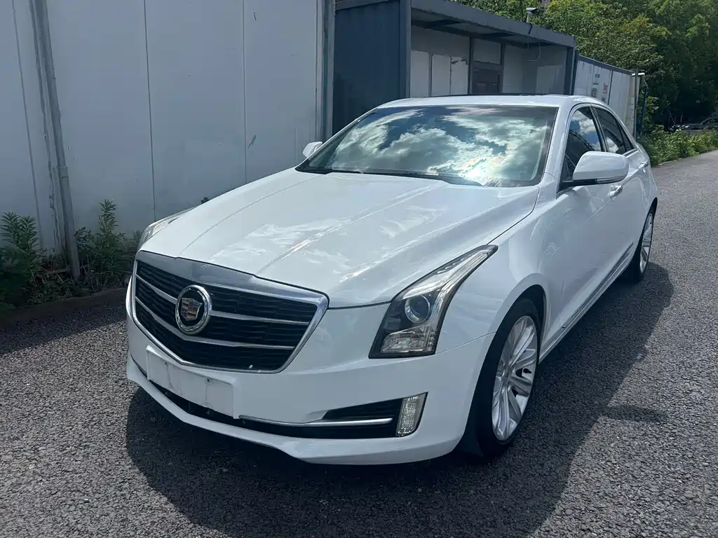 Cadillac ATS-L 2015 — фото 1