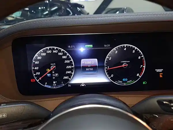 Mercedes-Benz S-Class 2020