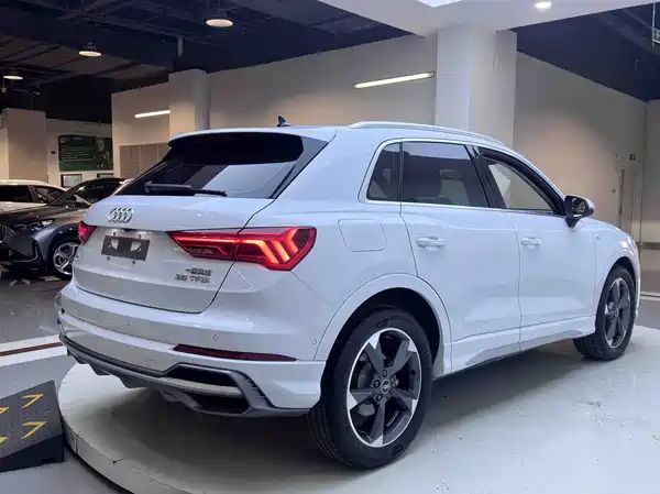 Audi Q3 2022