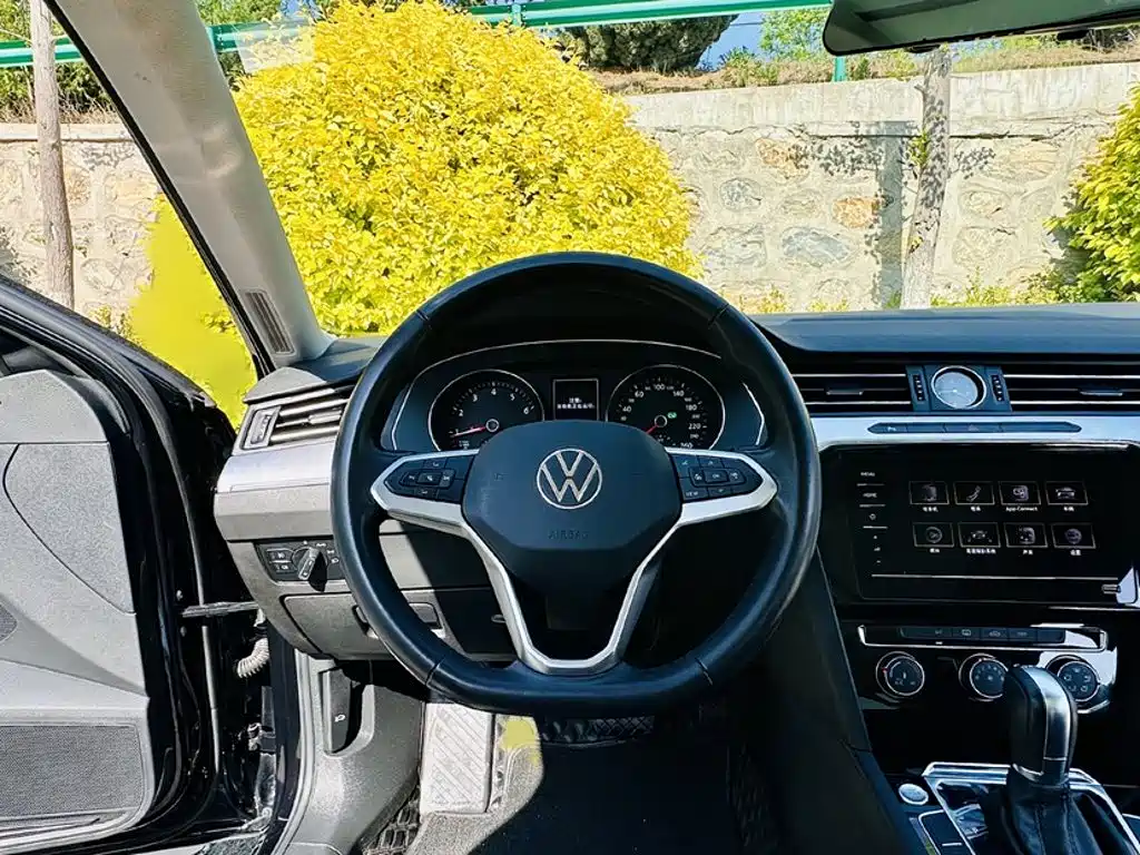 Volkswagen Magotan 2022