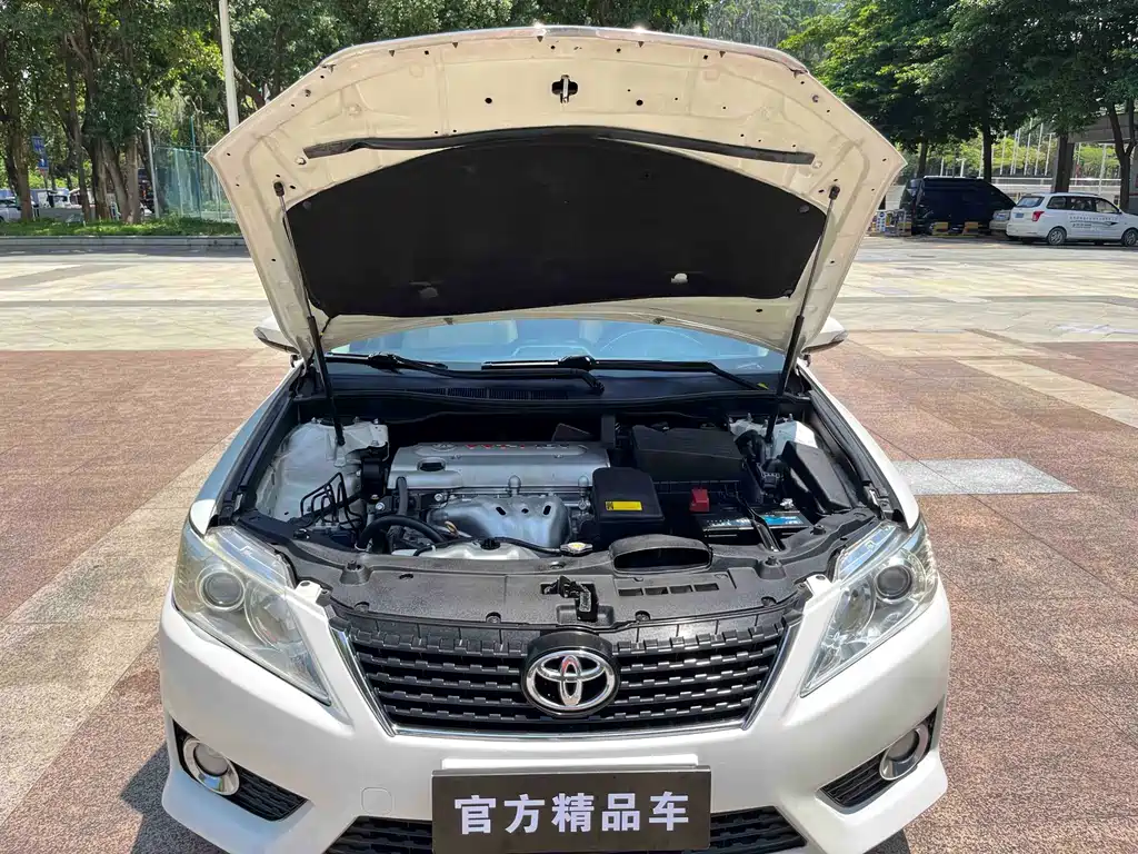 Toyota Camry 2012 — фото 14