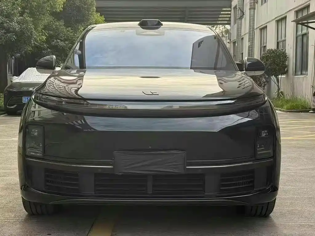 Li Auto Li L7 2025