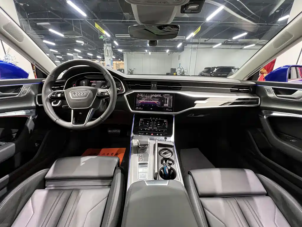 Audi A7 2022 — фото 8