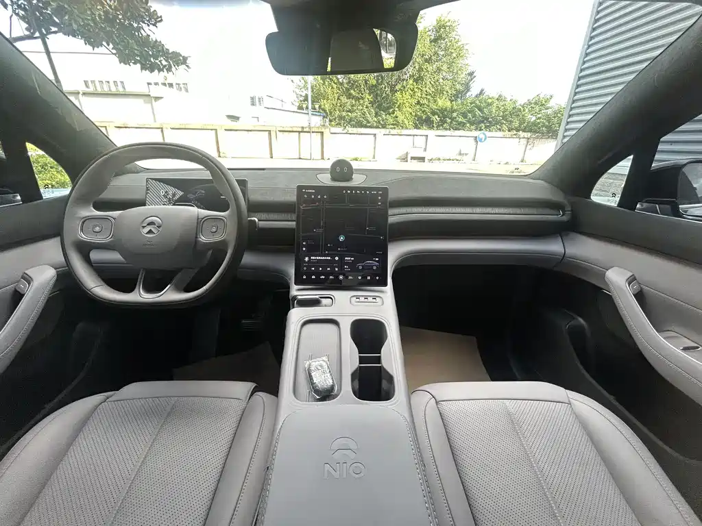 NIO EC6 2025 — фото 11