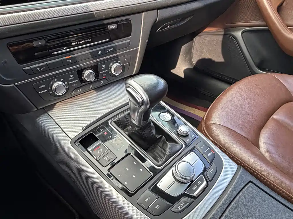 Audi A6L 2013 — фото 17