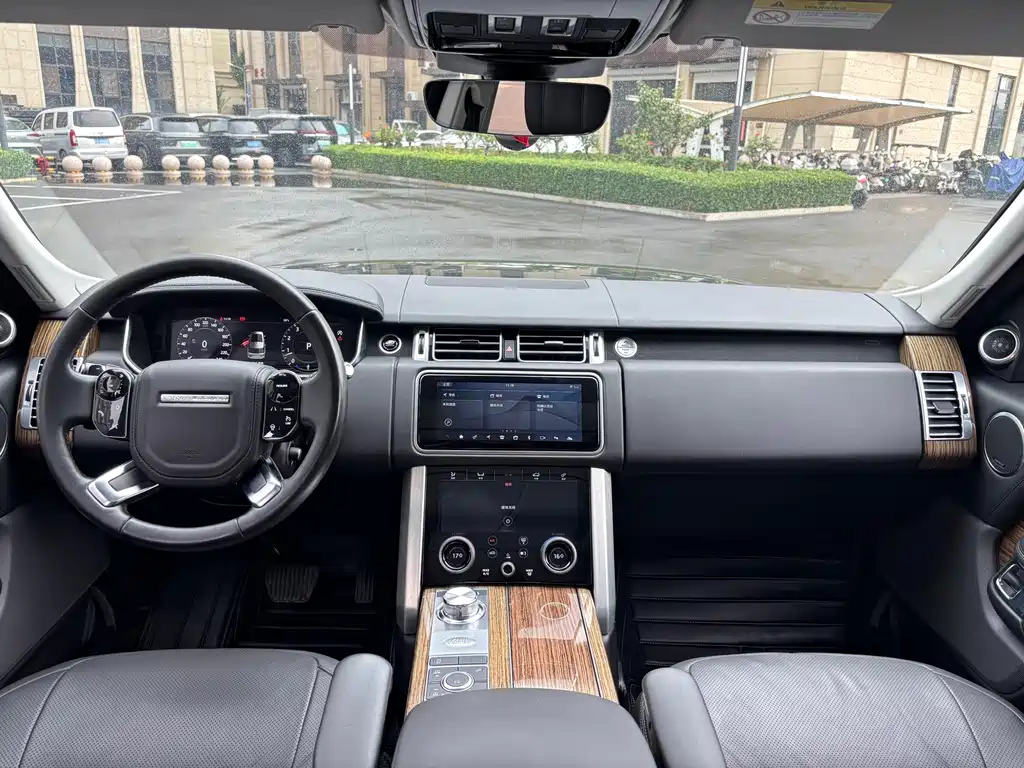 Land Rover Range Rover 2019 — фото 6