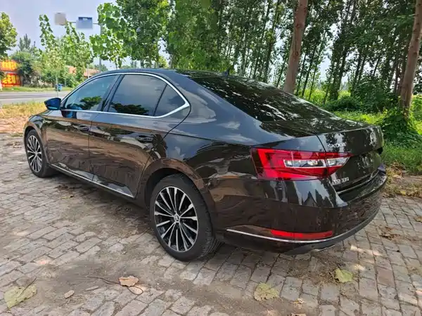 Skoda Superb 2017