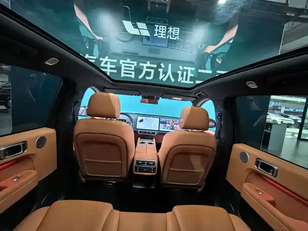 Li Auto L6 2024