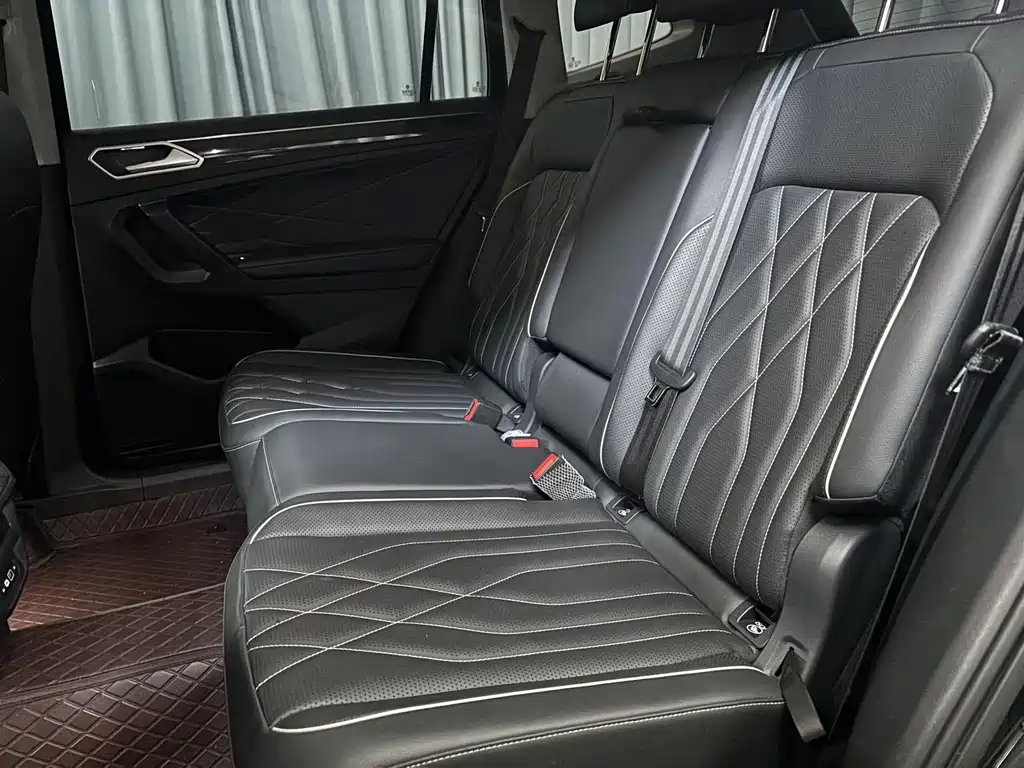 Volkswagen Tiguan L 2022