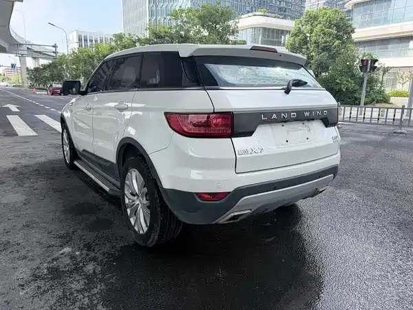 Landwind X7 2016