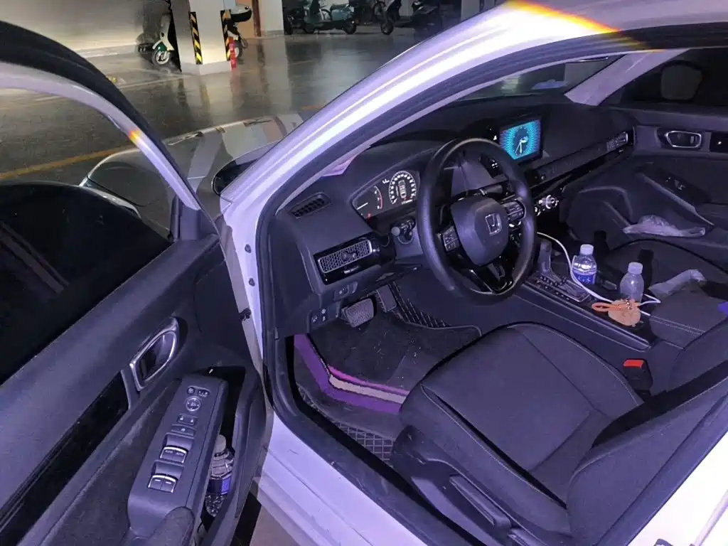 Honda Civic 2024 — фото 14