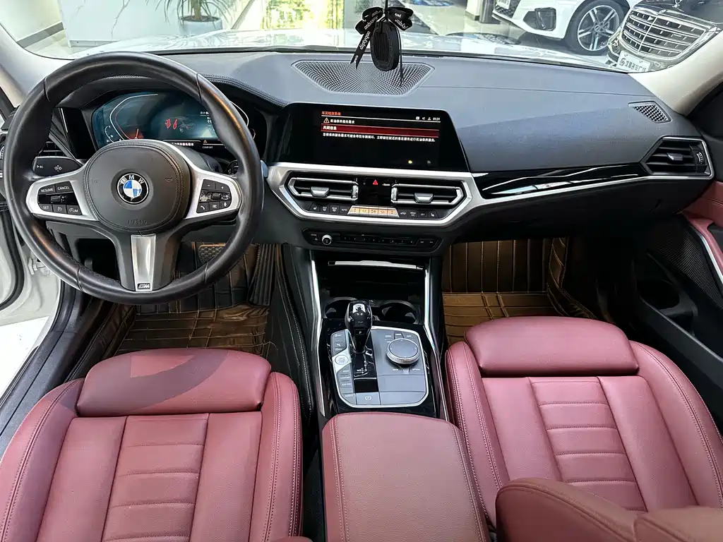 BMW 3 Series 2021