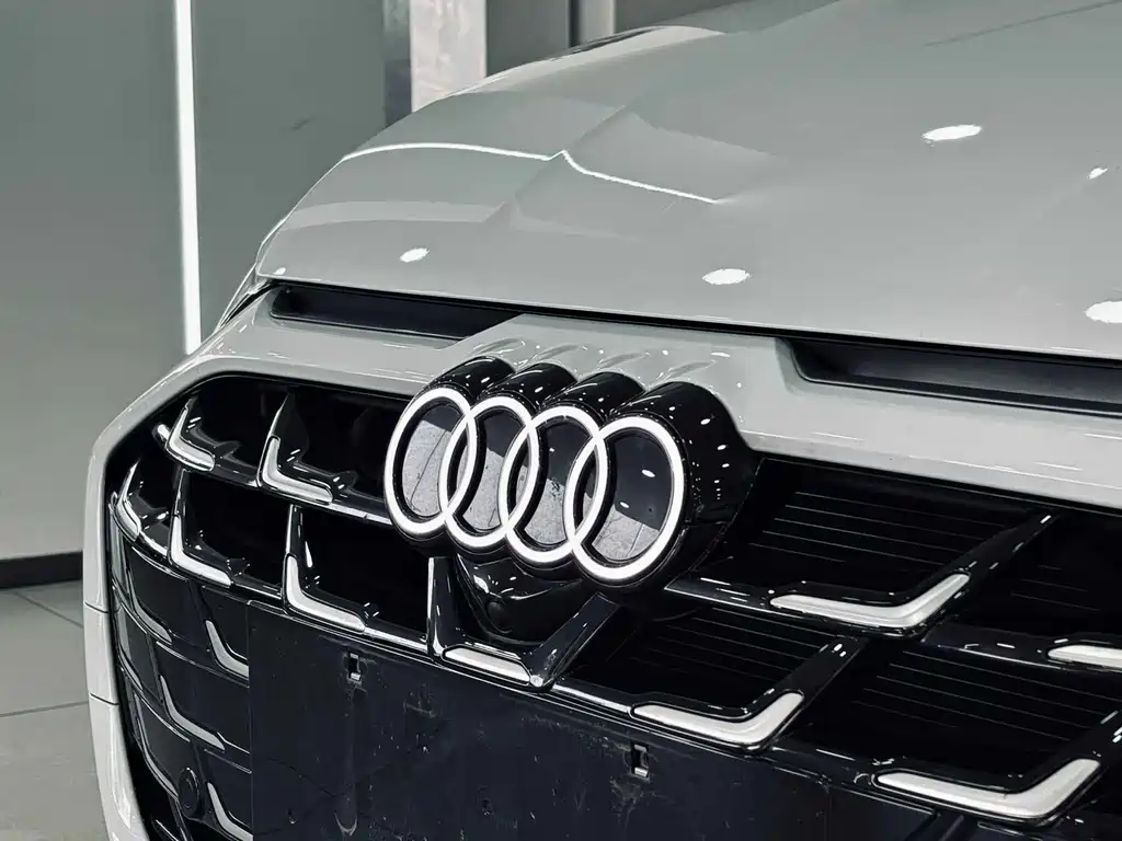 Audi A3 2025 — фото 15