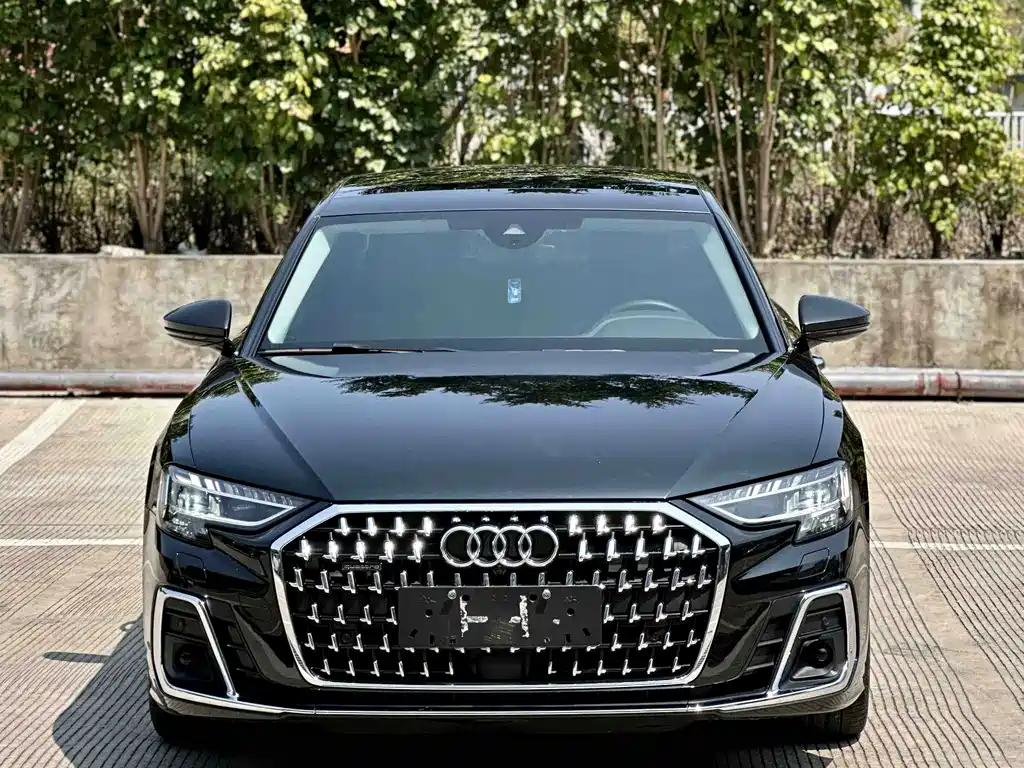 Audi A8 2023 — фото 2