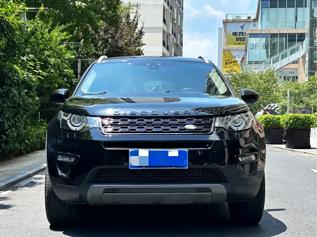Land Rover Discovery Sport 2017 — фото 2