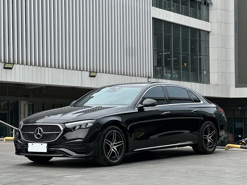 Mercedes-Benz E-Class 2025