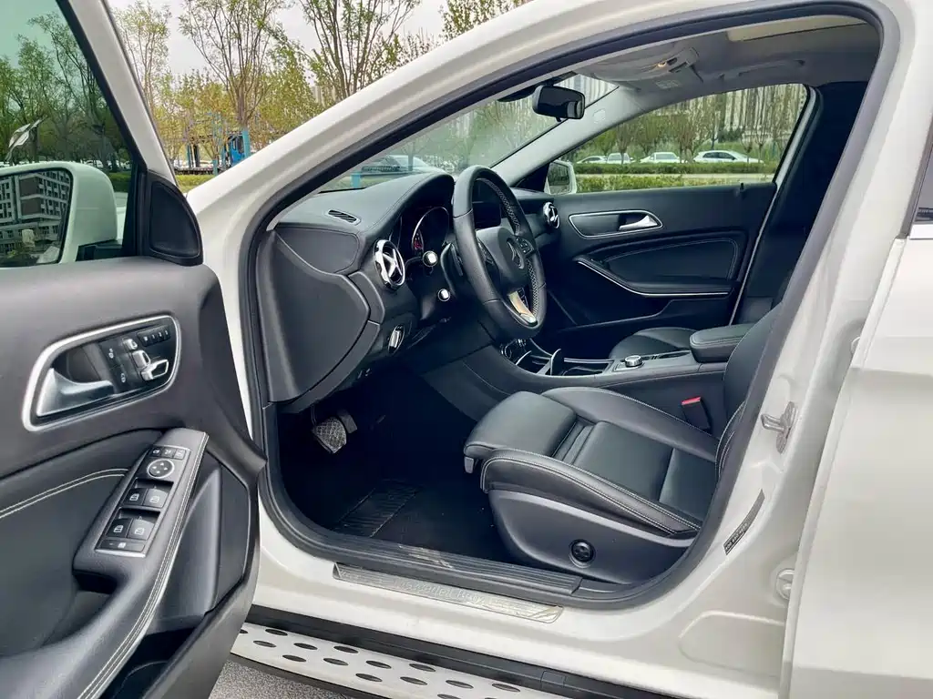 Mercedes-Benz GLA 2018 — фото 5
