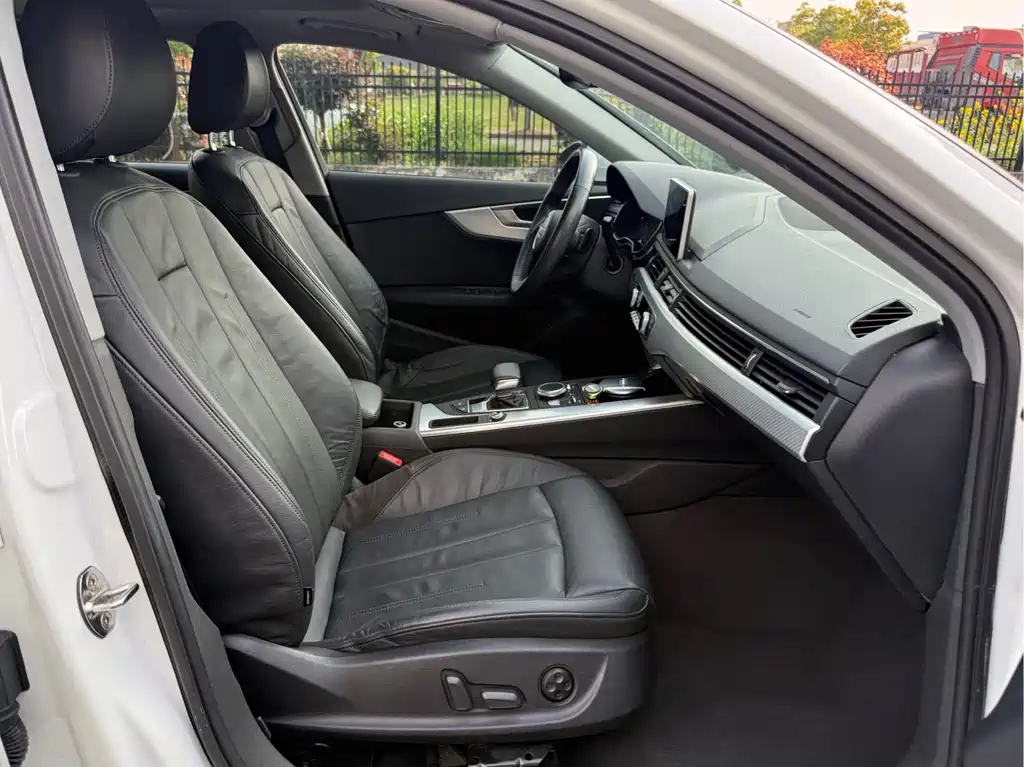Audi A4L 2017
