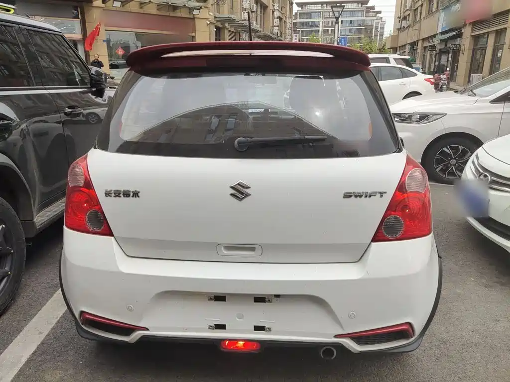 Suzuki Swift 2018