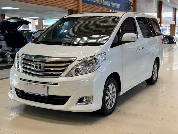 Toyota Alphard 2013