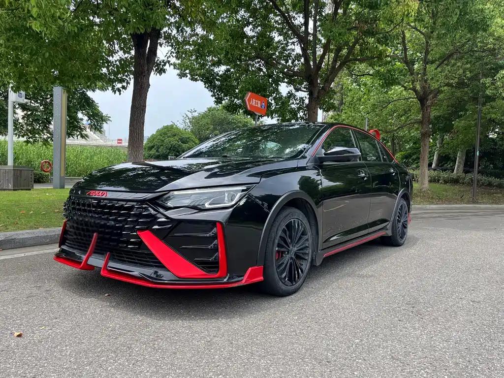 Dongfeng Yixuan MAX 2022