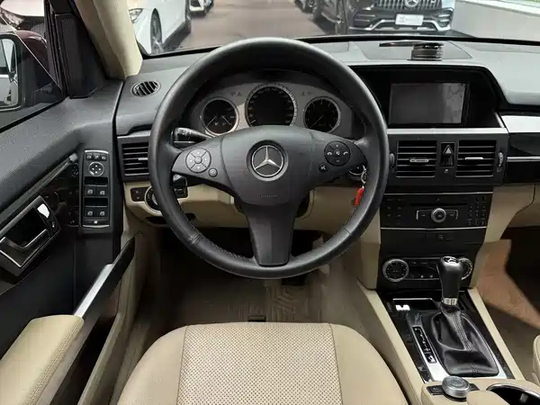 Mercedes-Benz GLK-Class 2012