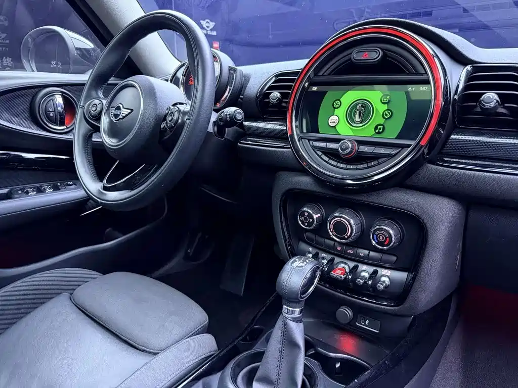 MINI Clubman 2019 — фото 9