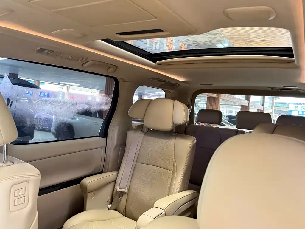 Toyota Alphard 2013 — фото 23