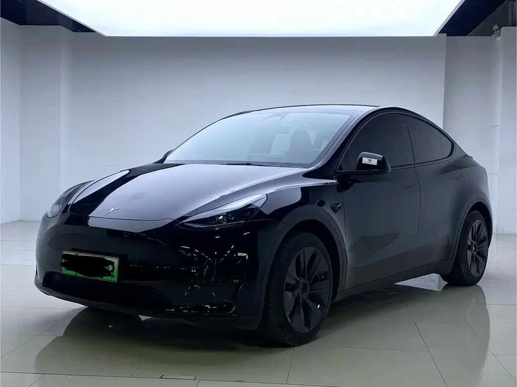 Tesla Model Y 2023 — фото 1