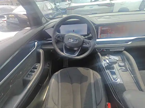 Geely Xingyue L 2024