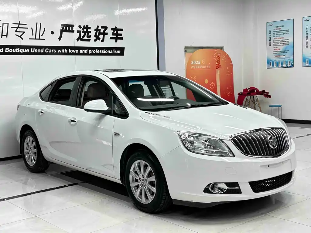 Buick Excelle 2013