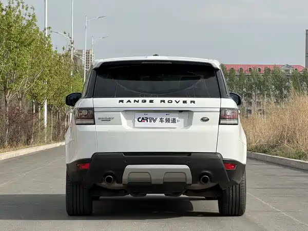 Land Rover Range Rover Sport 2015