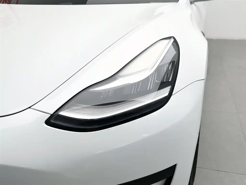 Tesla Model 3 2020 — фото 7