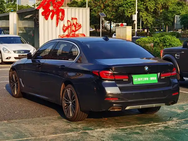 BMW 5 Series 2023
