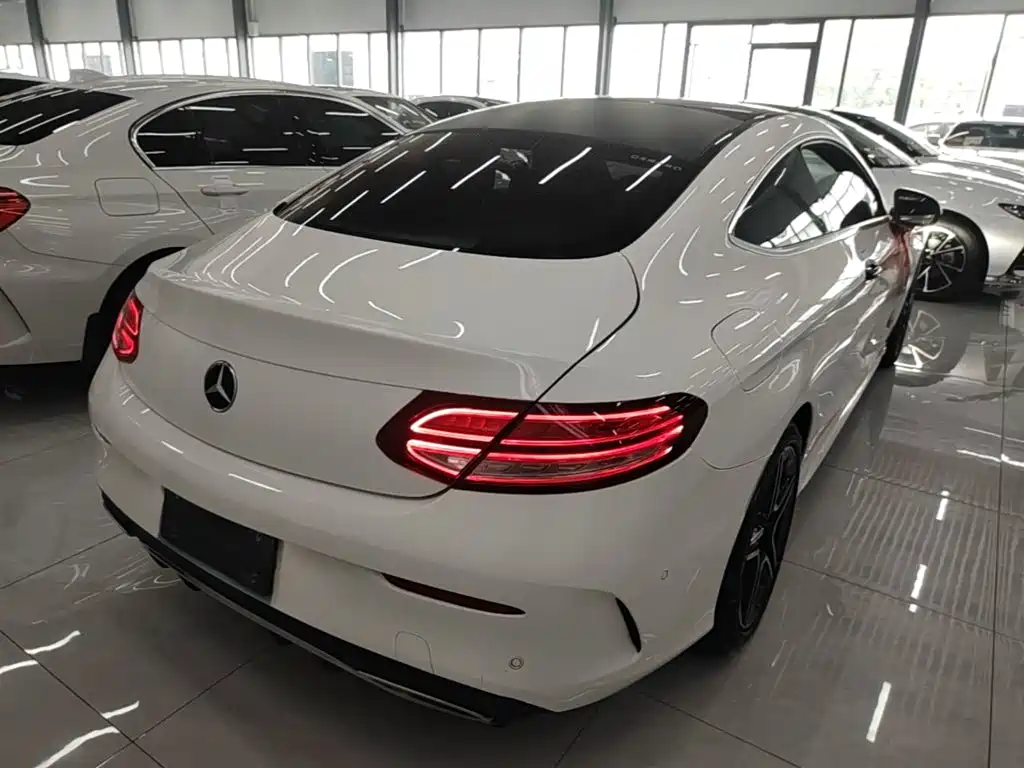 Mercedes-Benz C-Class 2020