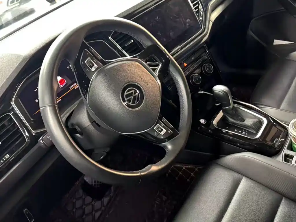 Volkswagen T-Roc 2022