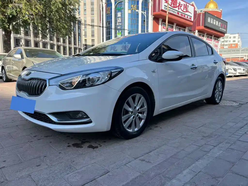 Kia K3 2014 — фото 1
