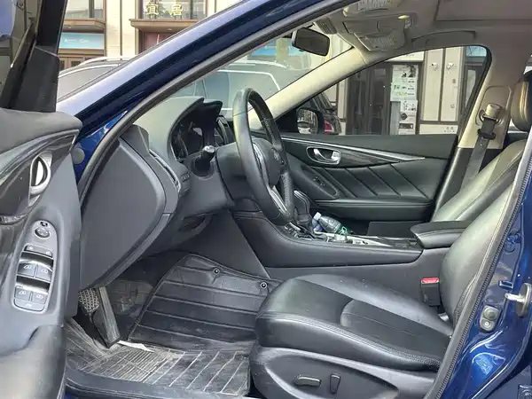 Infiniti Q50L 2019