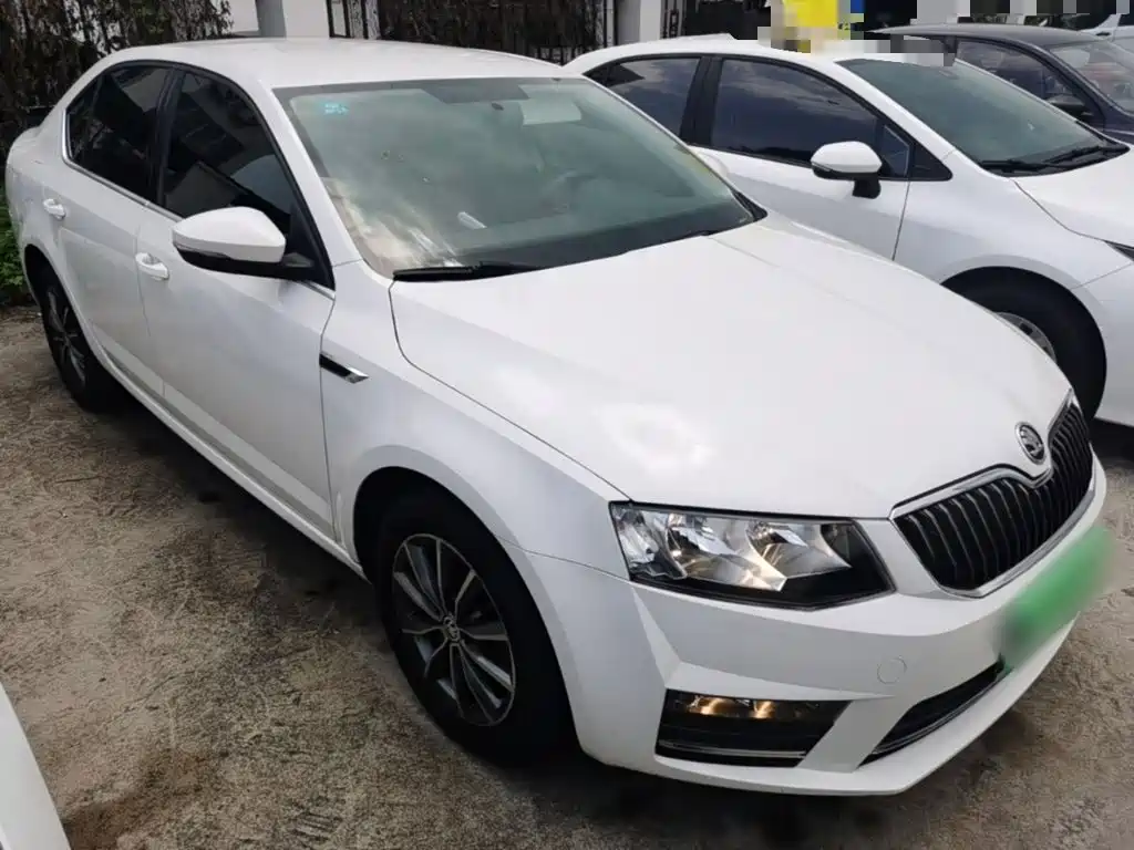 Skoda Octavia 2017 — фото 4