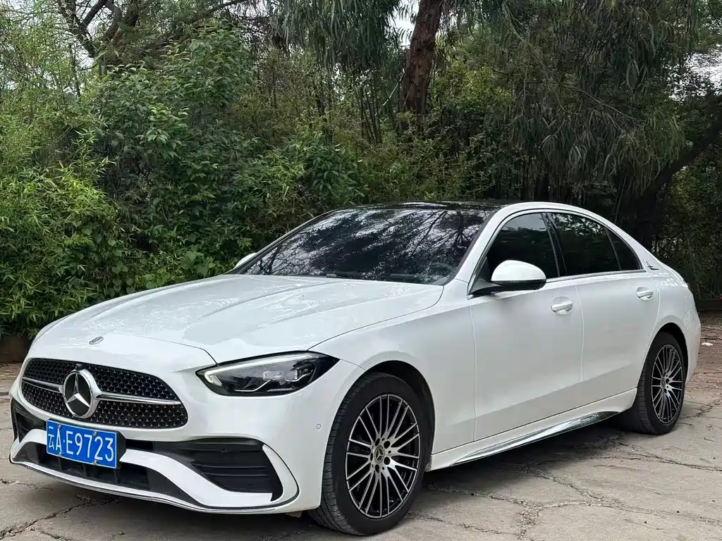 Mercedes-Benz C-Class 2022