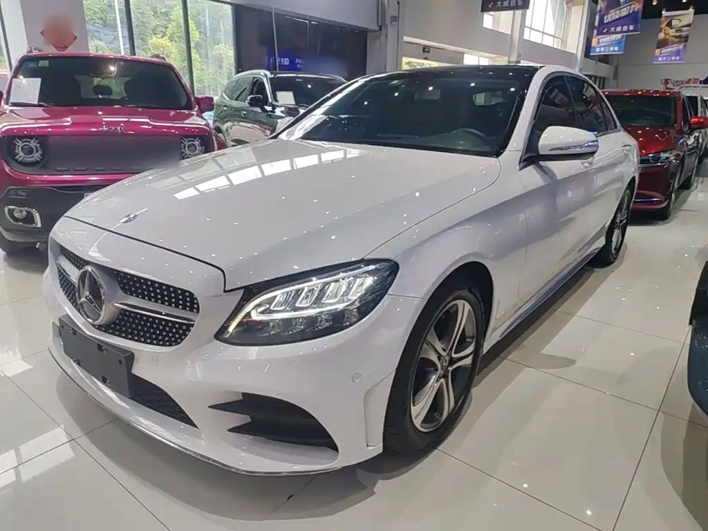 Mercedes-Benz C-Class 2020