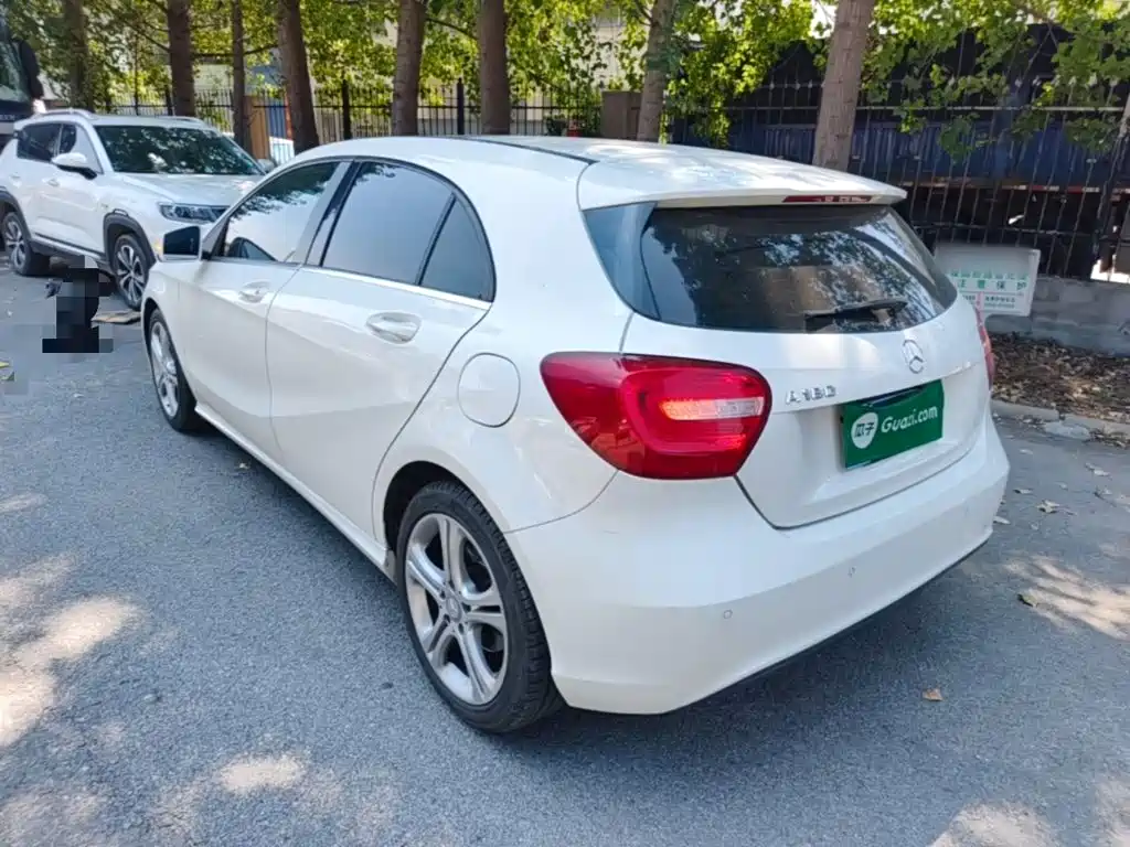 Mercedes-Benz A-Class 2015