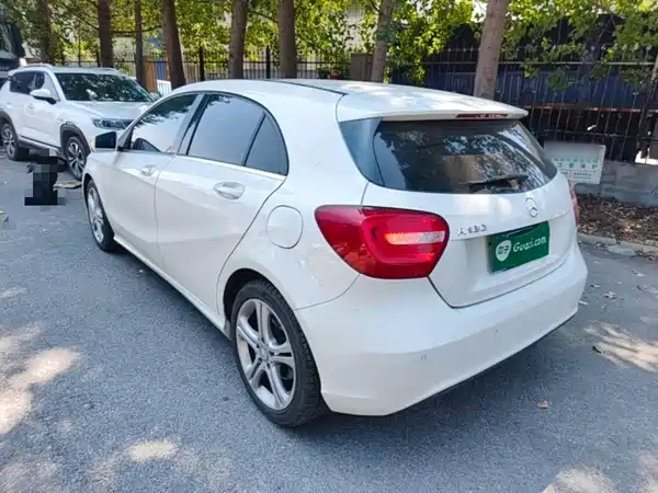 Mercedes-Benz A-Class 2015