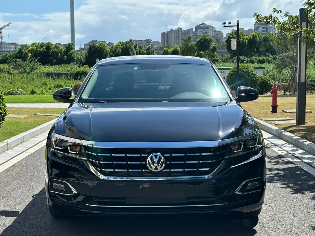 Volkswagen Passat 2020 — фото 2