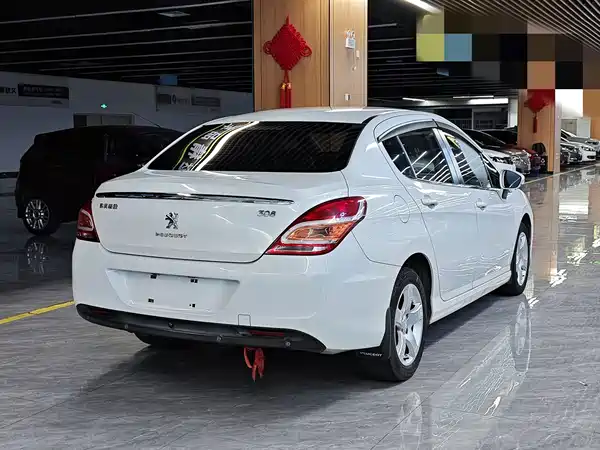 Peugeot 308 2014