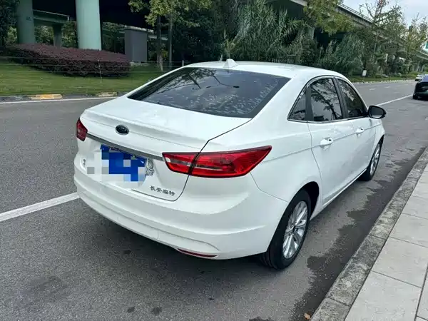 Ford Escort 2018