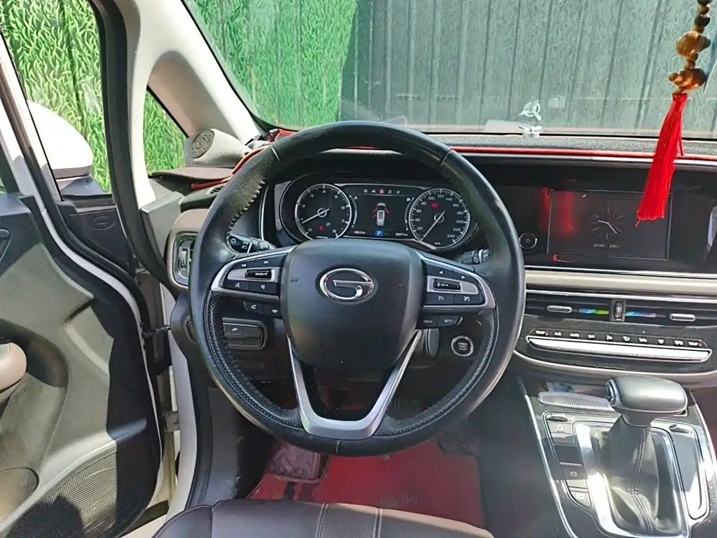 GAC Motor Trumpchi M6 2020 — фото 3