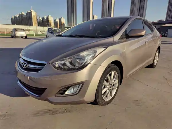 Hyundai Elantra Langdong 2015