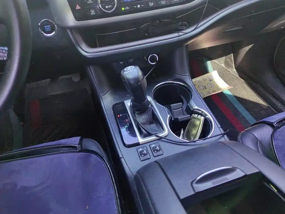 Toyota Highlander 2019 — фото 16