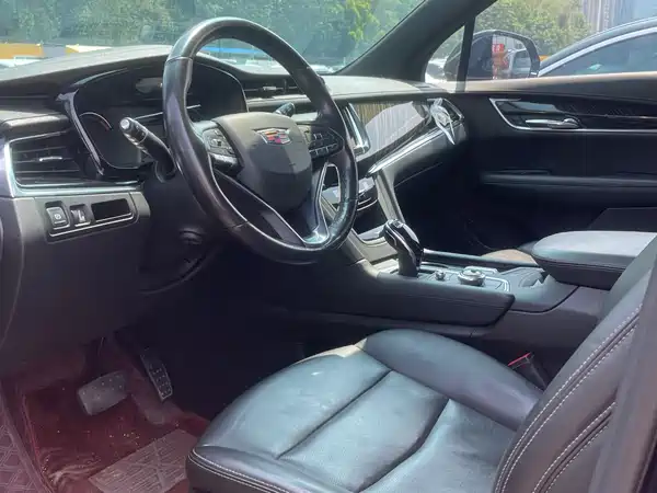 Cadillac XT6 2021